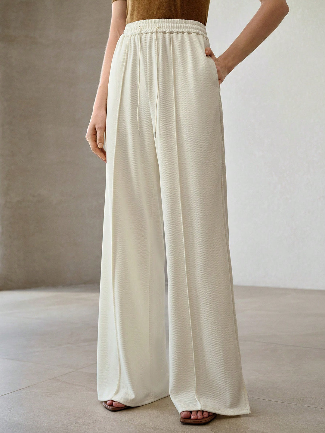 Pantaloni SHEIN, crem