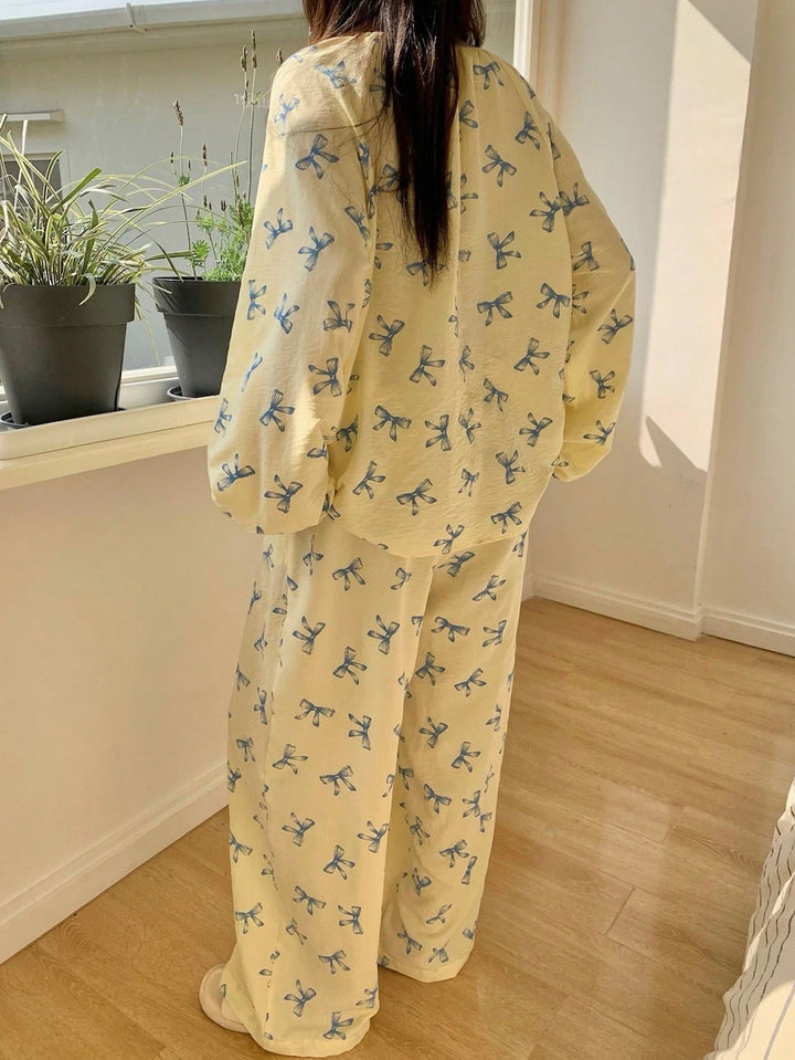 Compleu  pijamale SHEIN, mix culori