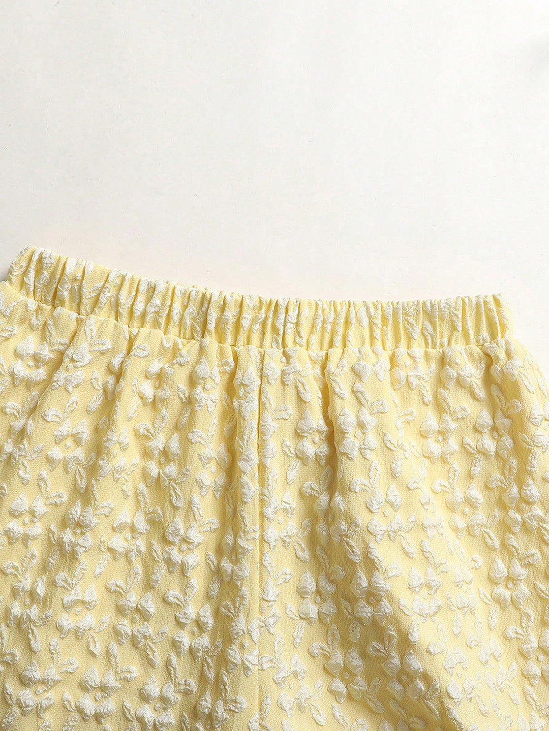 Set de maiou și pantaloni SHEIN, galben