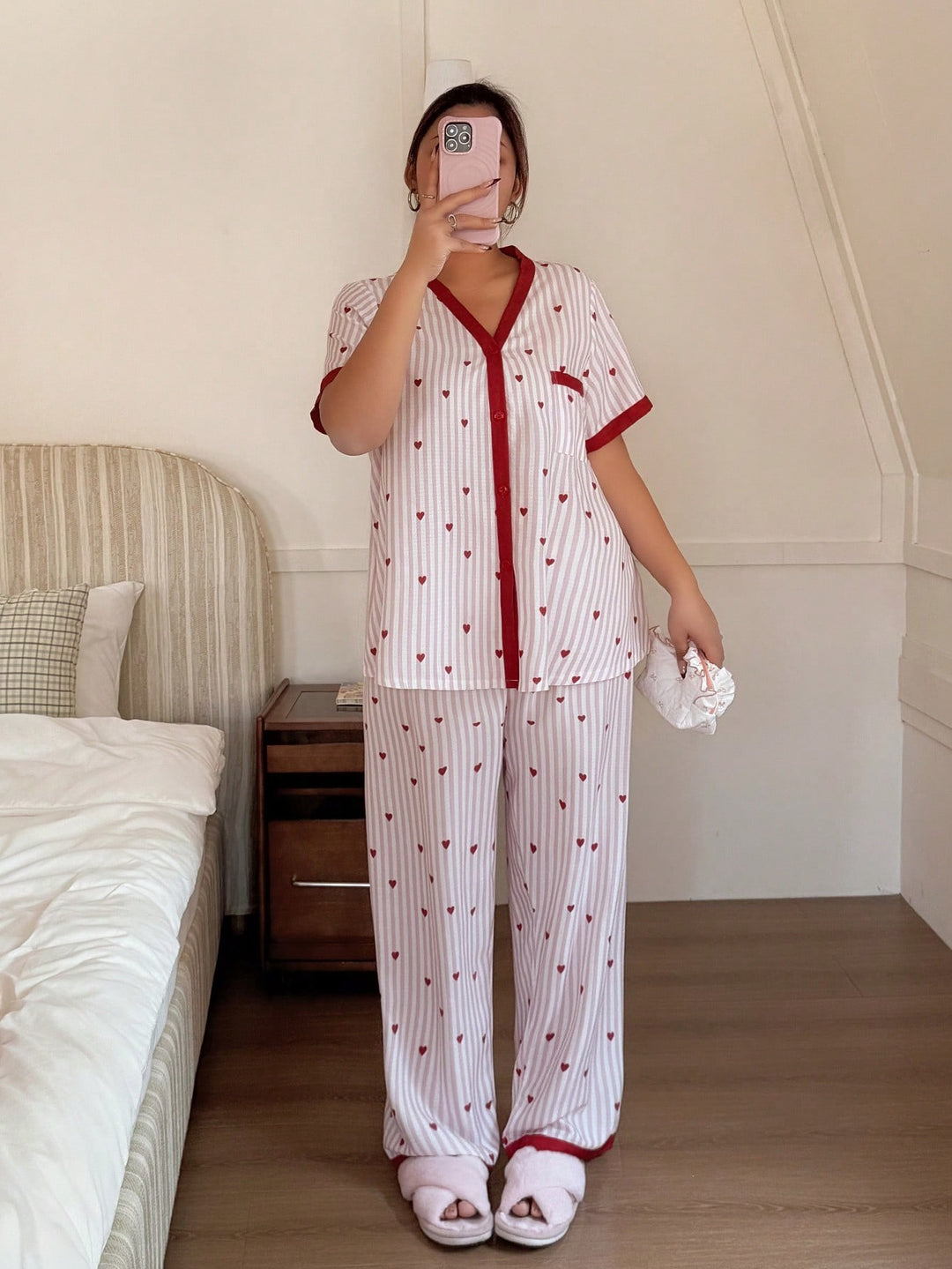 Set pijamale SHEIN, roz