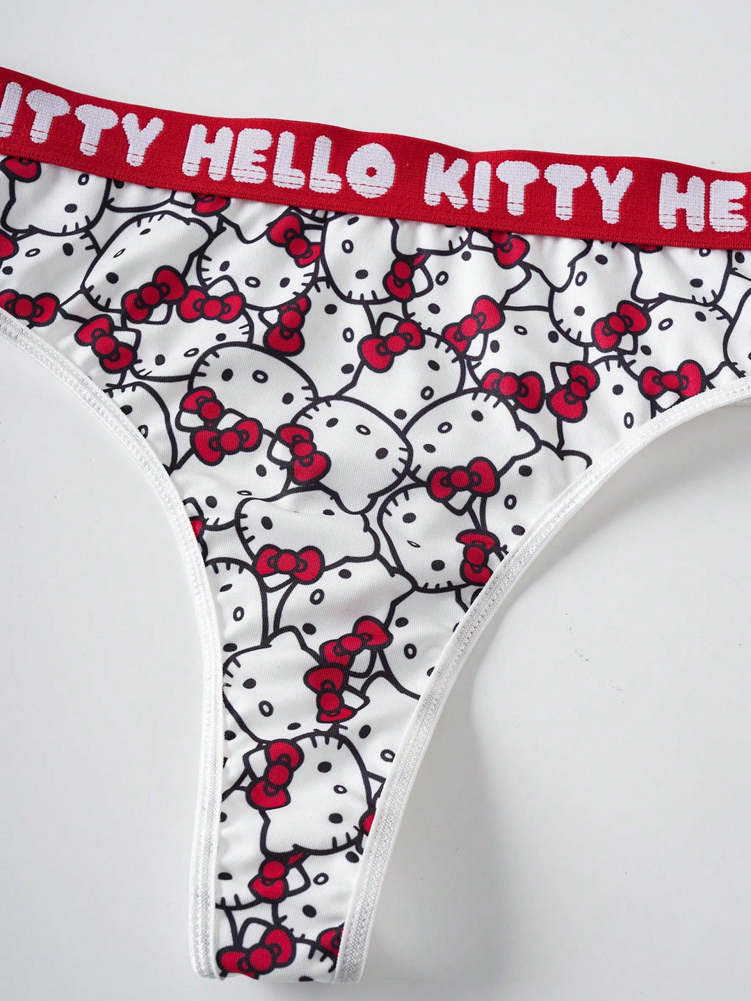 Set lenjerie SHEIN, mix culori