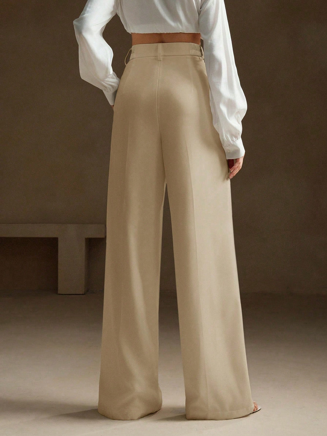 Pantaloni SHEIN, crem