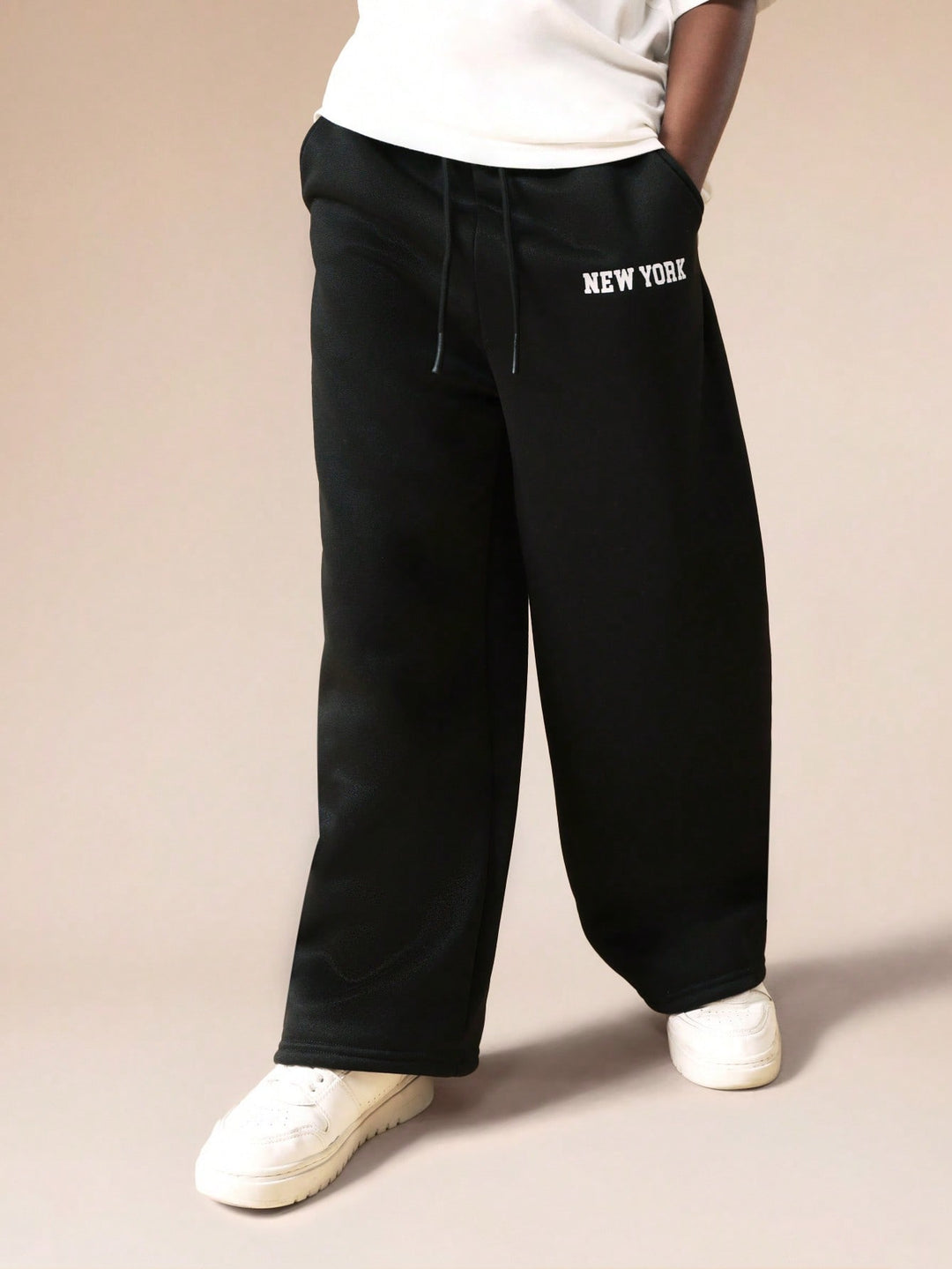 Pantaloni SHEIN, negru