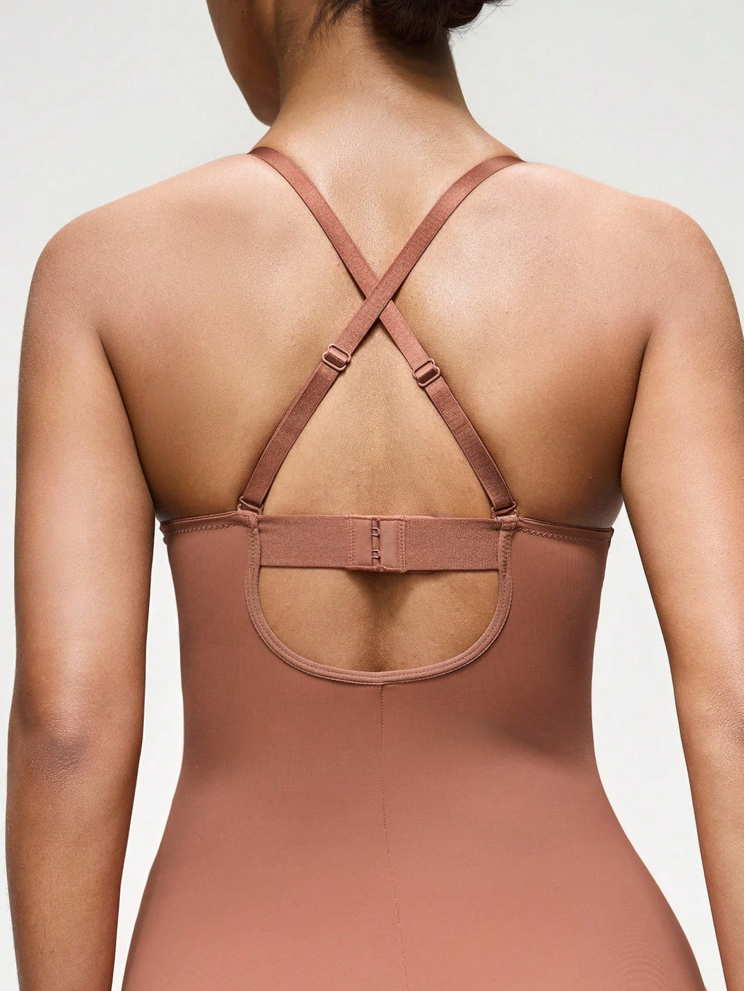 Body modelator SHEIN, maro