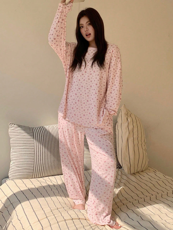 Set pijamale SHEIN, roz