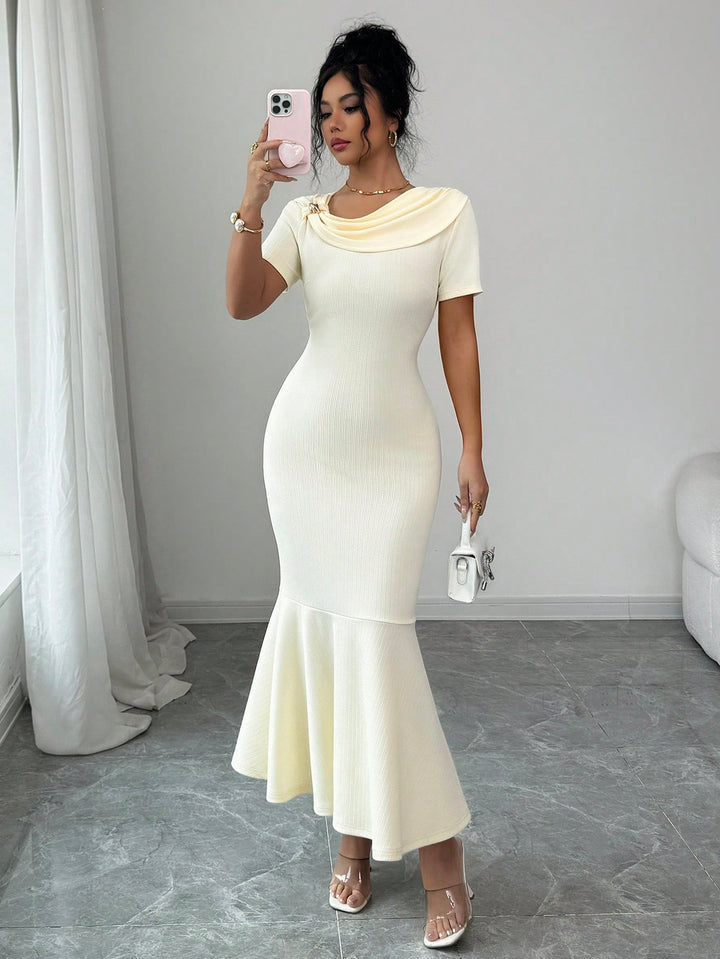 Rochie midi SHEIN, bej