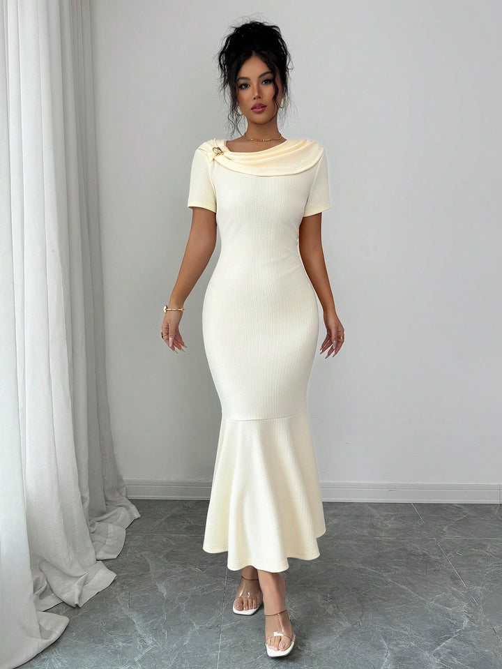 Rochie midi SHEIN, bej