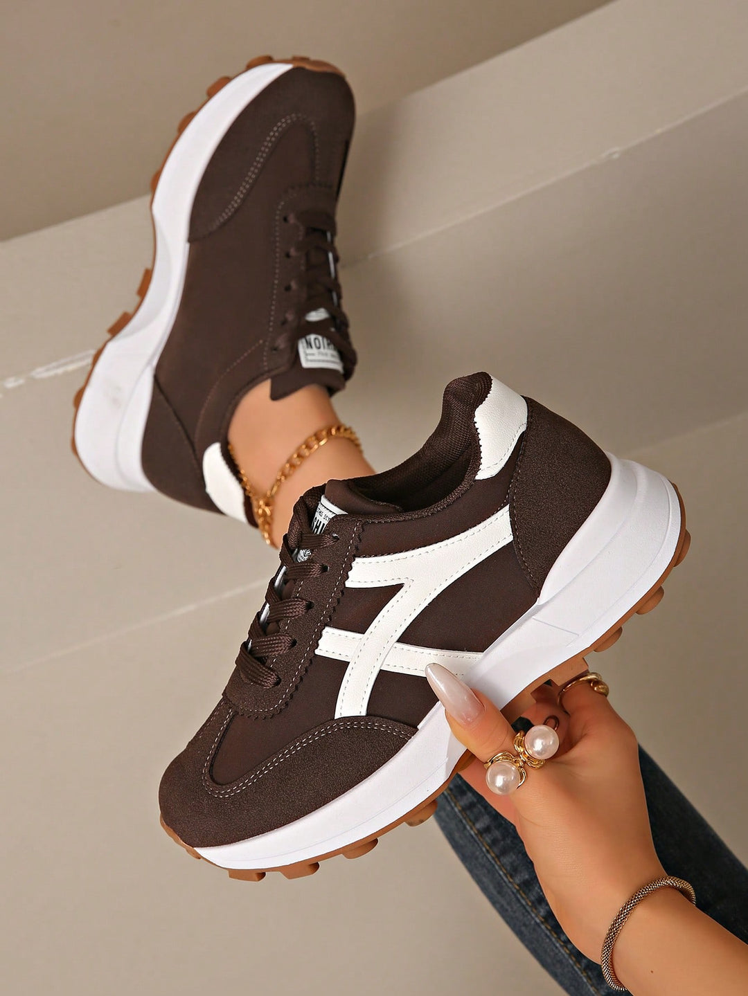 Pantofi sport SHEIN, maro