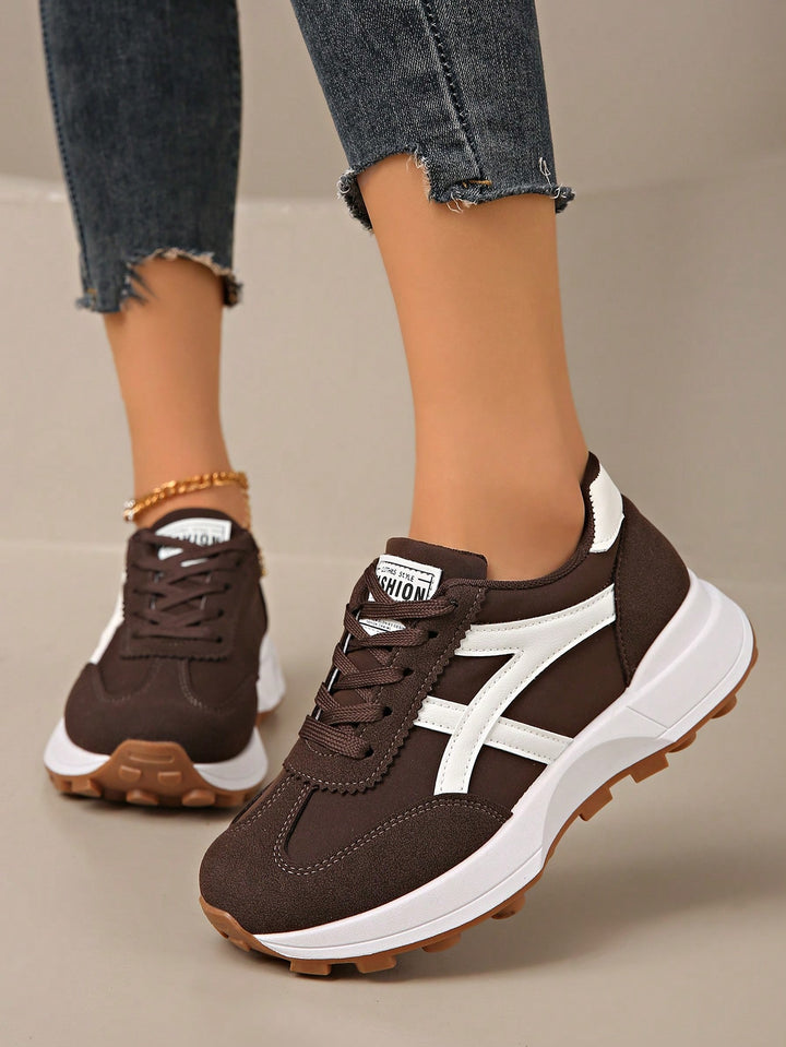 Pantofi sport SHEIN, maro