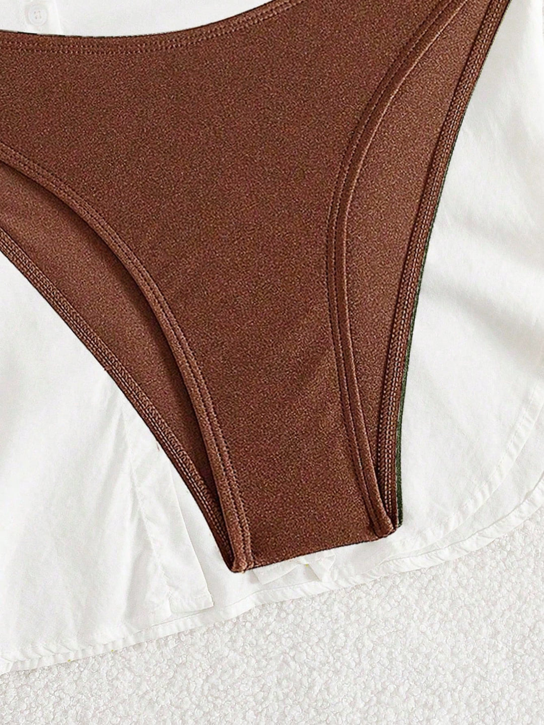 Set bikini SHEIN, maro