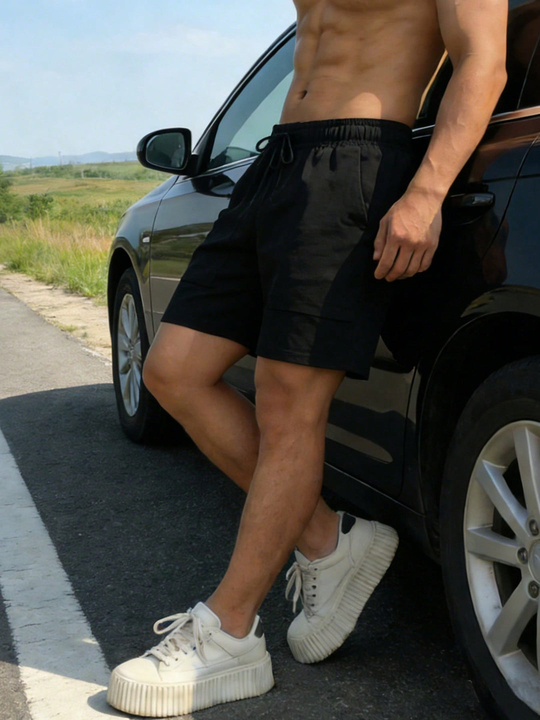 Pantaloni scurți SHEIN, negru