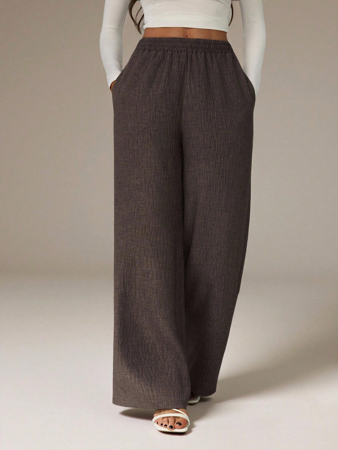Pantaloni SHEIN, maro