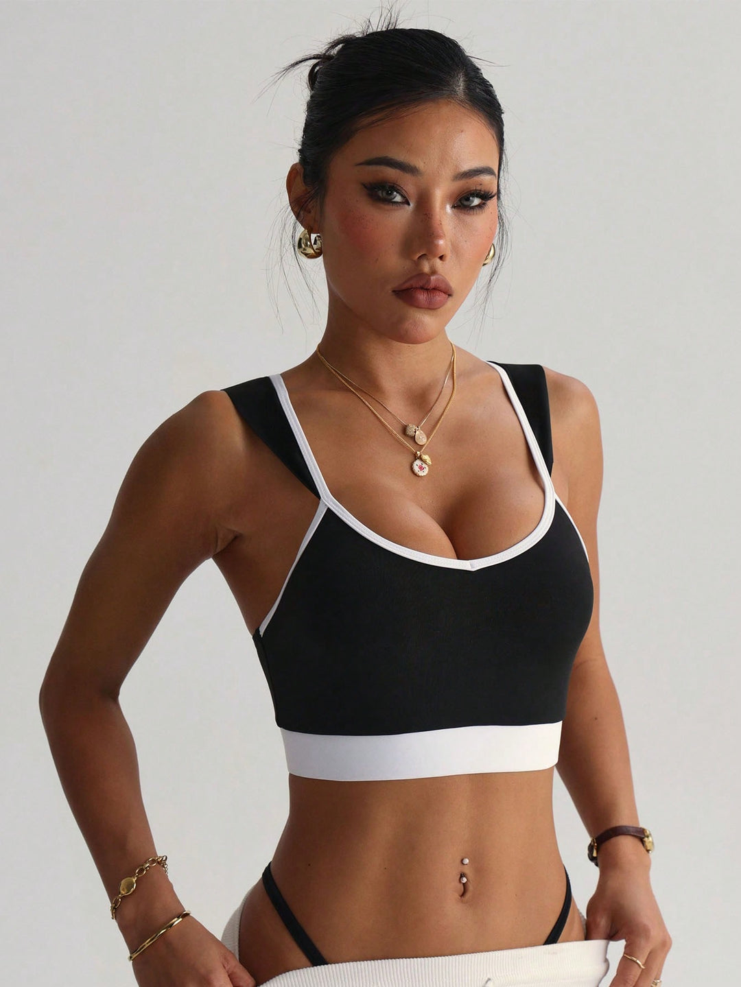 Bustieră sport SHEIN, negru