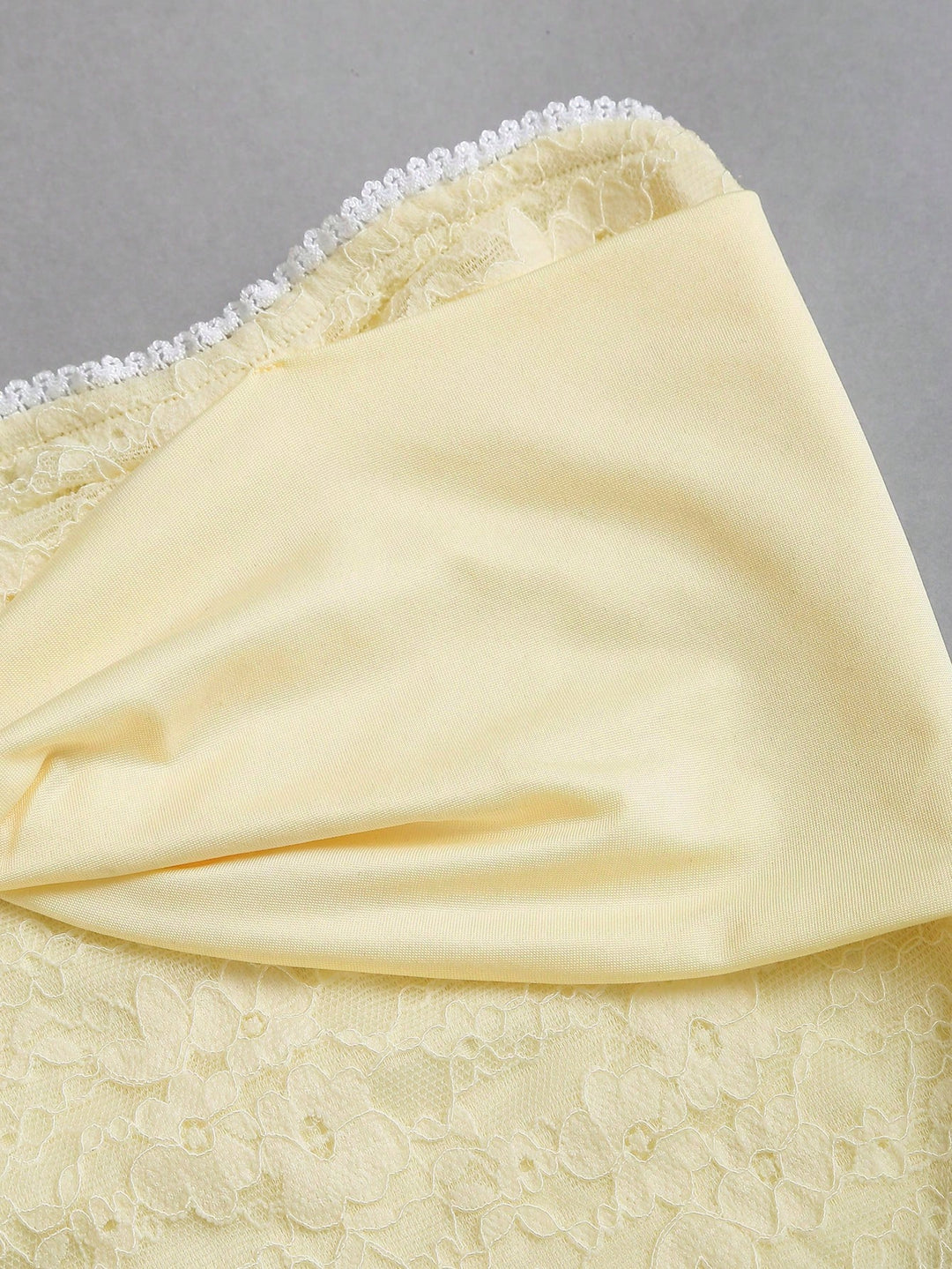 Top SHEIN, galben