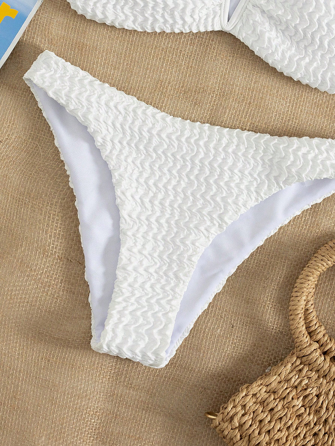Set bikini SHEIN, alb