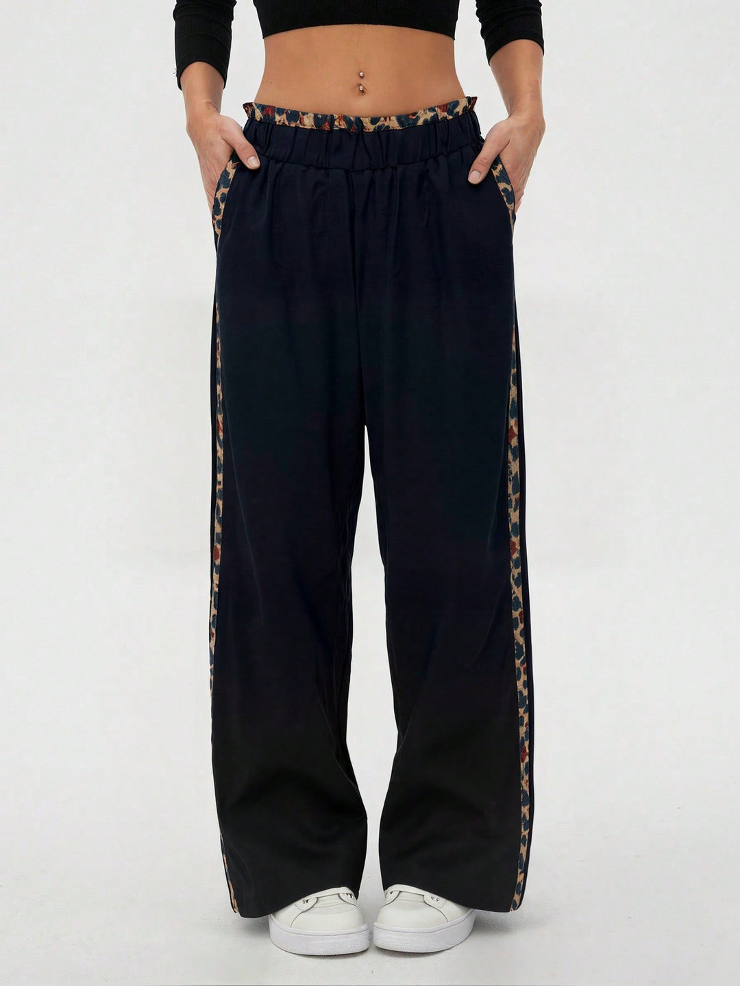 Pantaloni SHEIN, negru