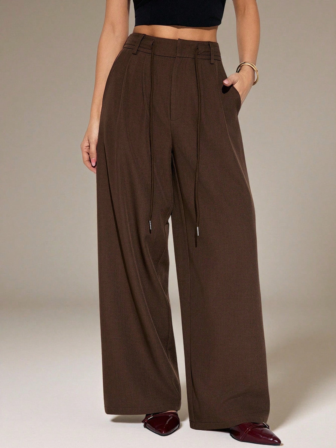 Pantaloni SHEIN, maro