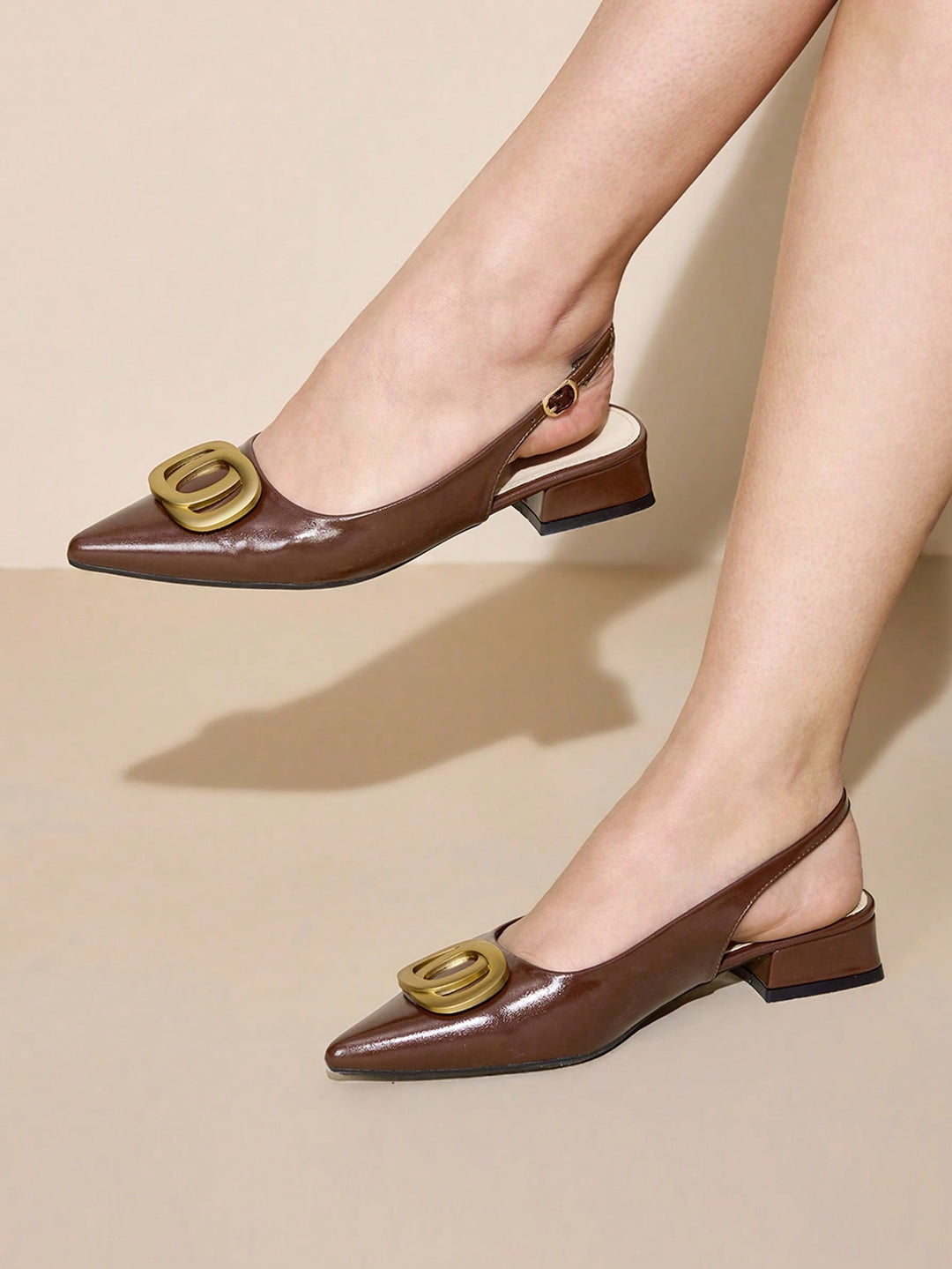 Pantofi SHEIN, maro