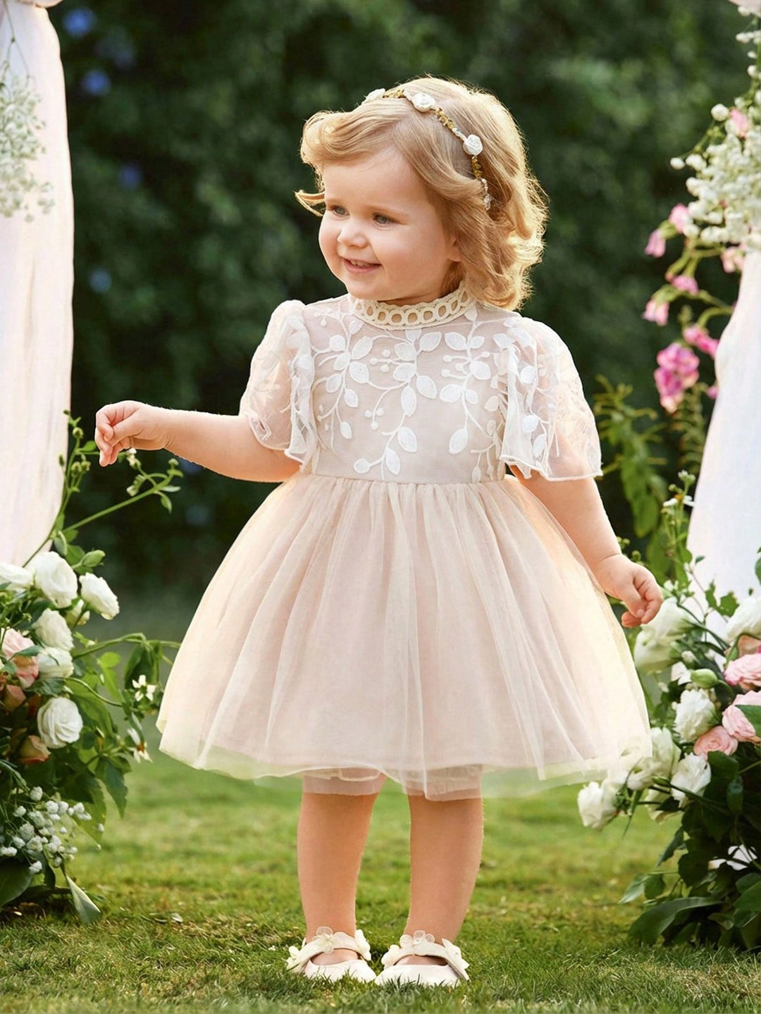 Rochie SHEIN, bej