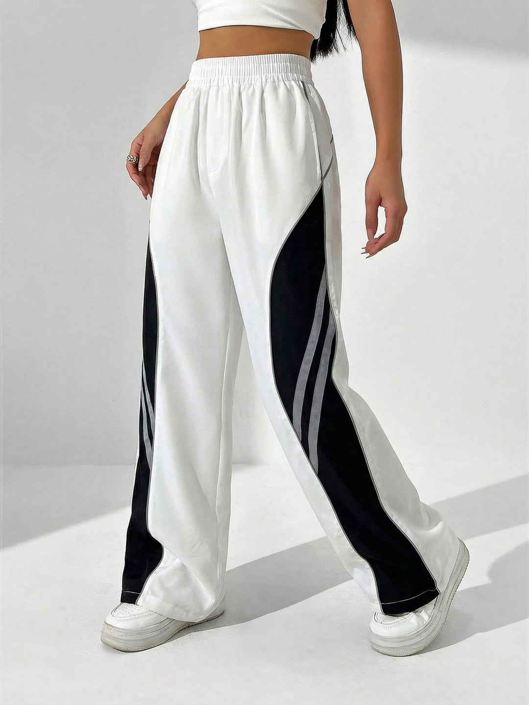 Pantaloni SHEIN, alb