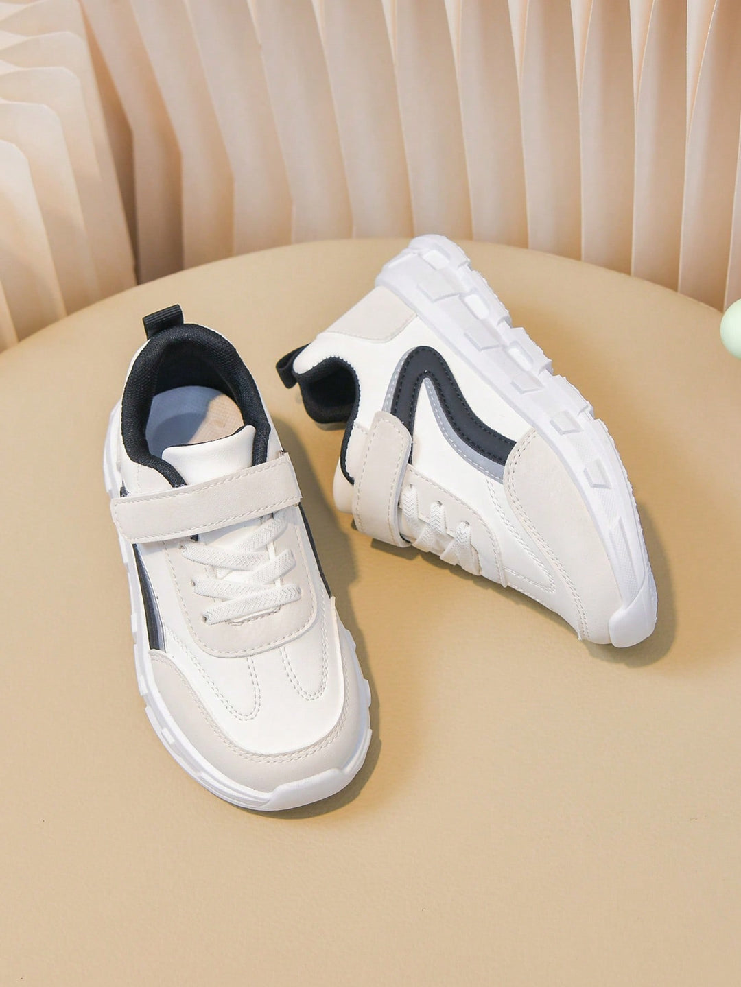 Pantofi sport SHEIN, alb