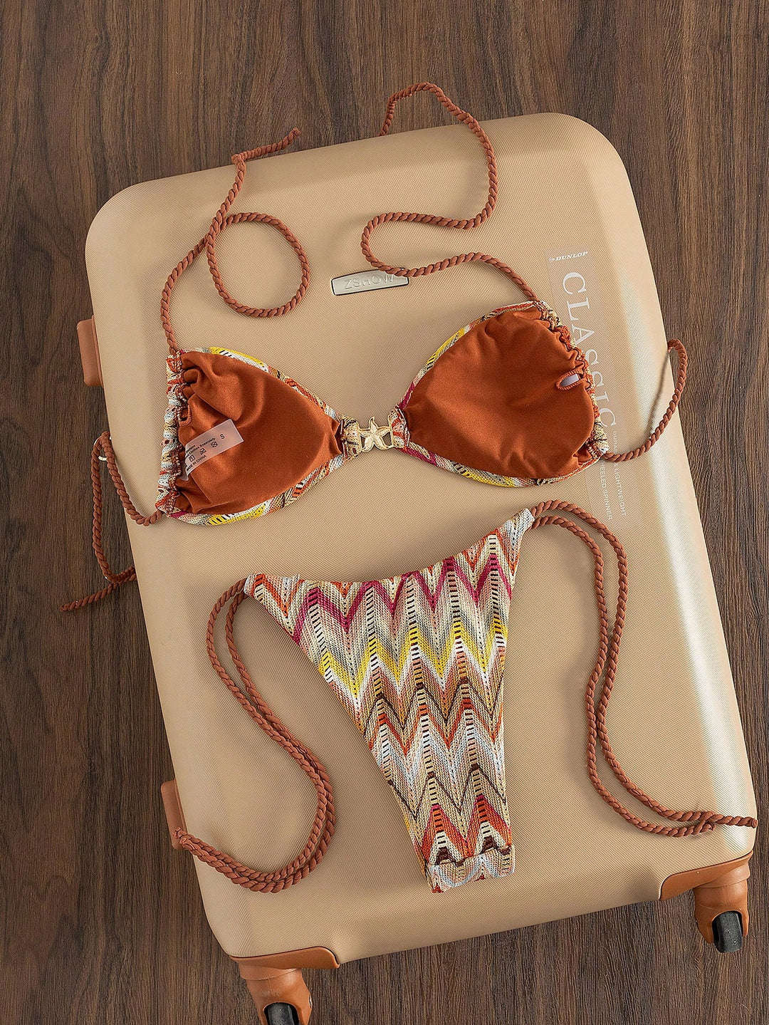 Set bikini SHEIN, mix culori