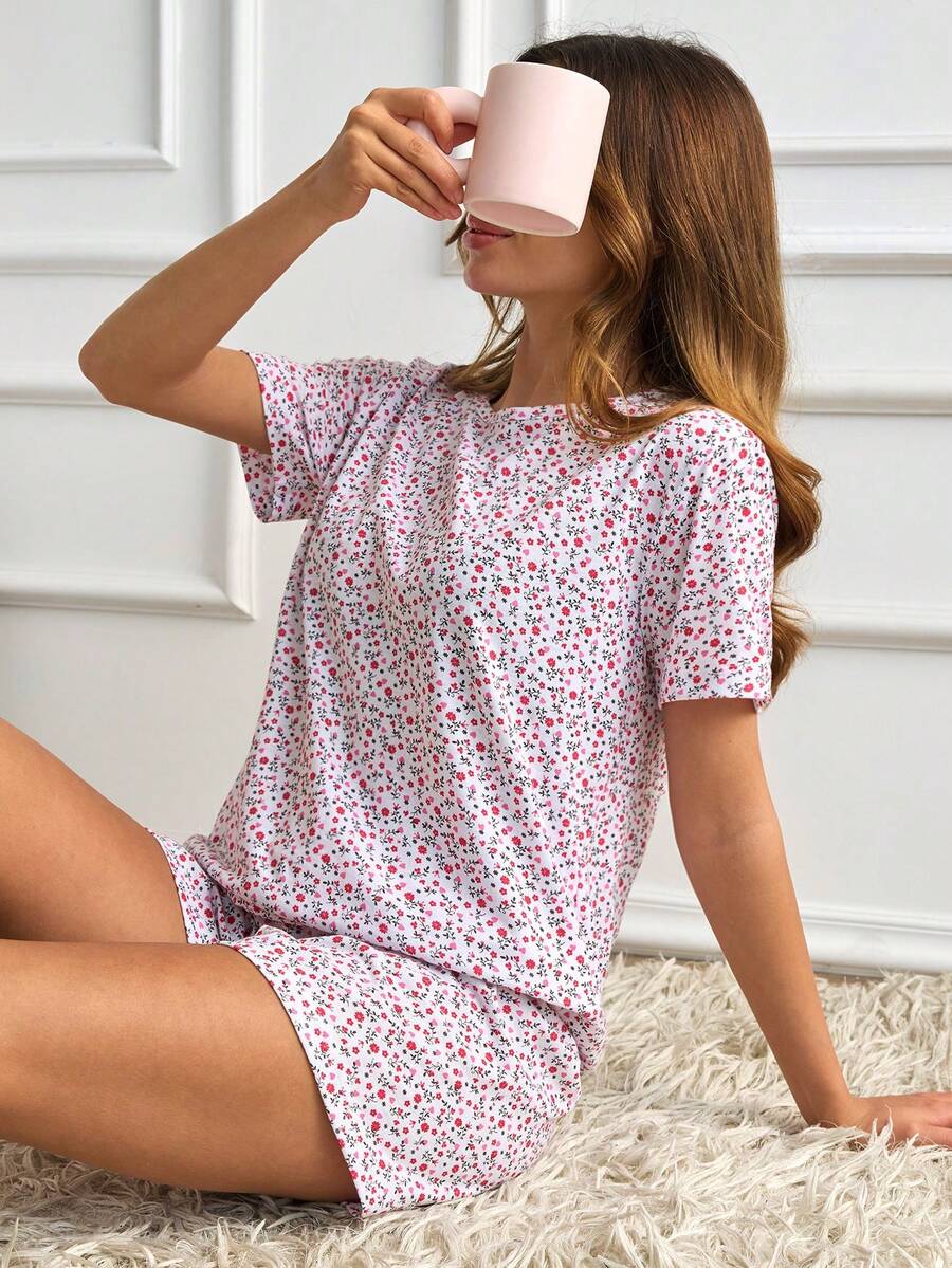 Compleu pijamale SHEIN, mix culori