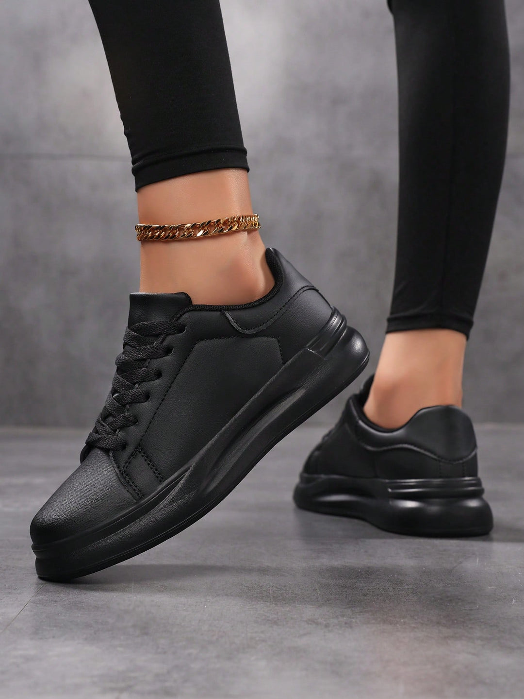 Pantofi sport SHEIN, negru