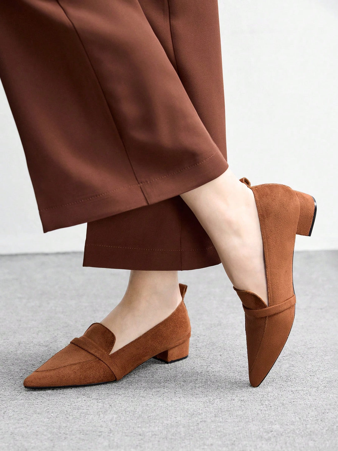 Pantofi cu toc SHEIN, maro