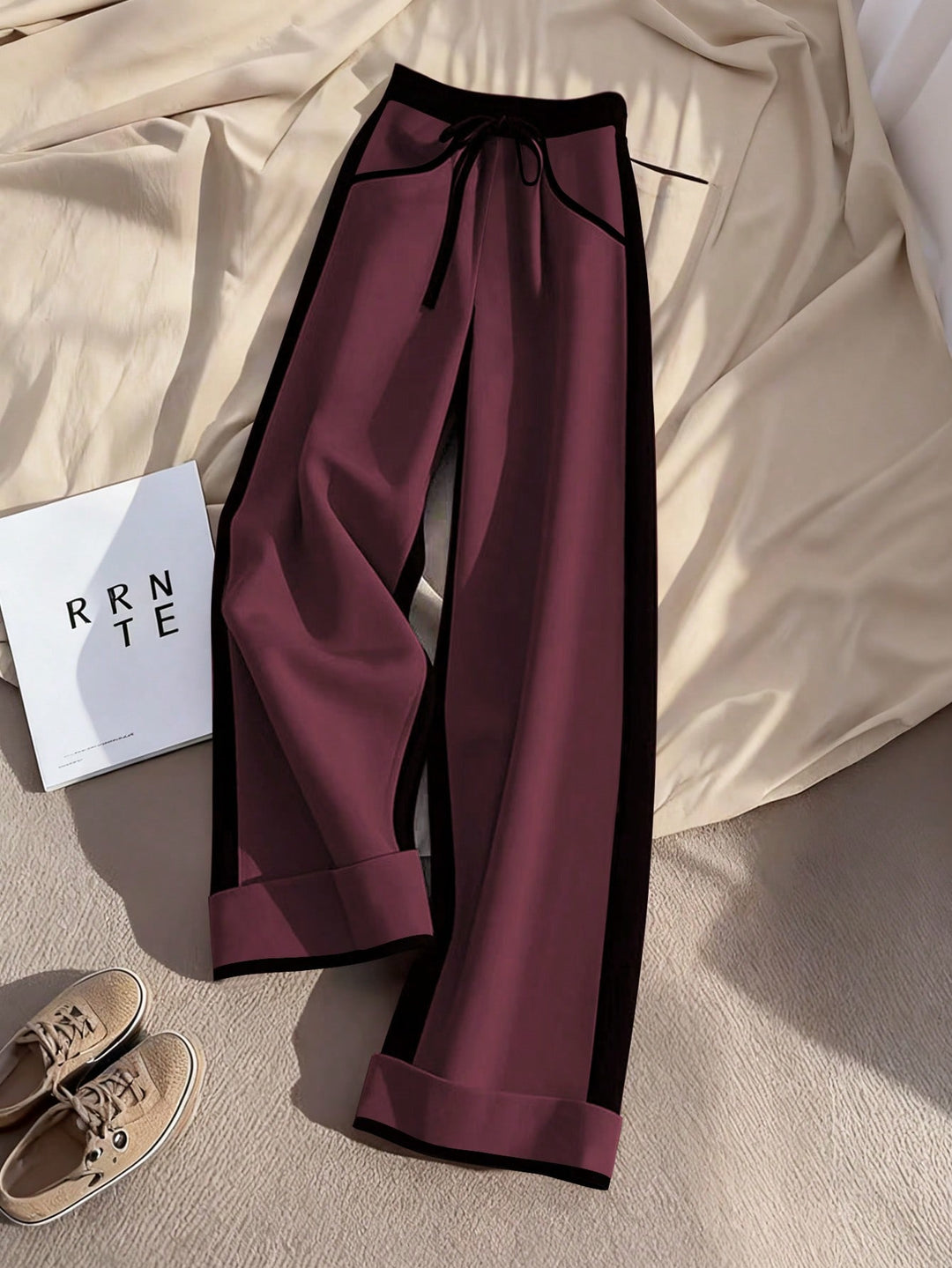 Pantaloni SHEIN, maro