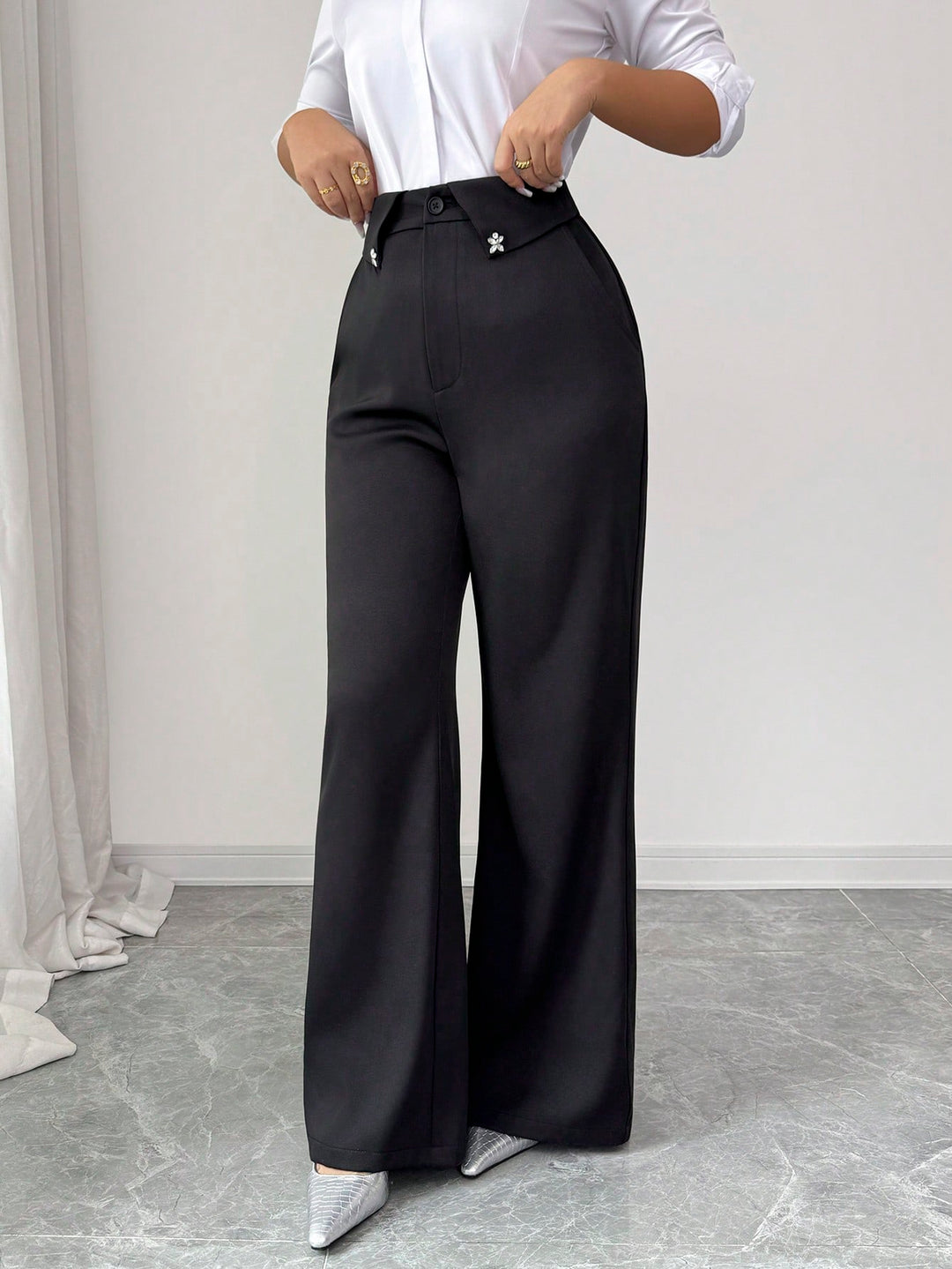Pantaloni SHEIN, negru