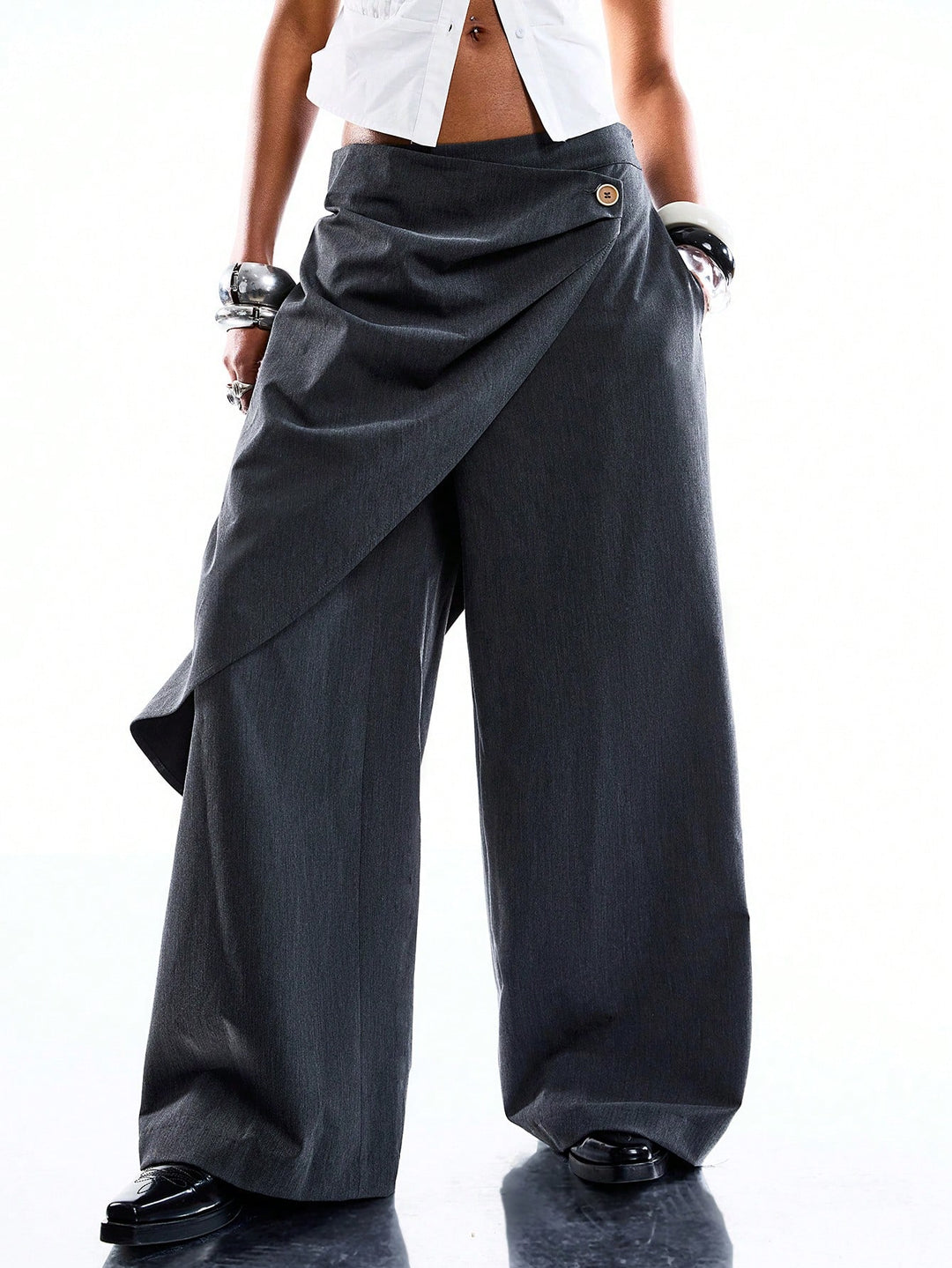 Pantaloni SHEIN, gri
