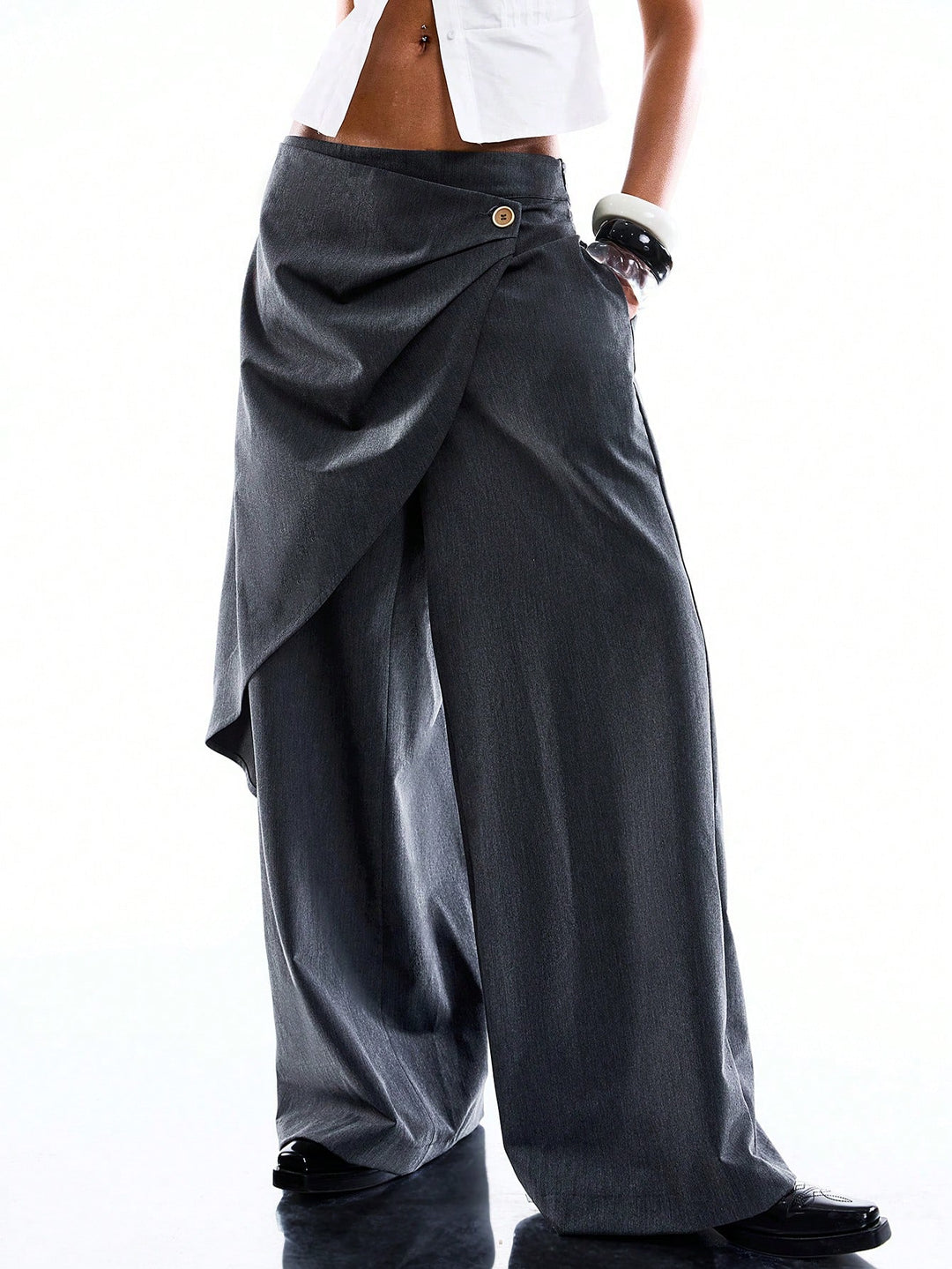 Pantaloni SHEIN, gri