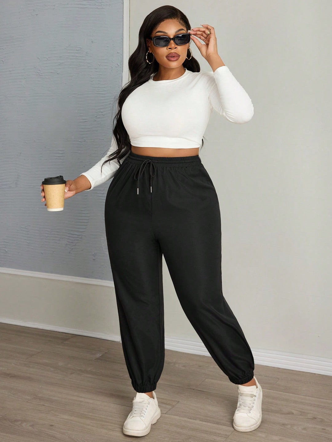 Pantaloni SHEIN, negru