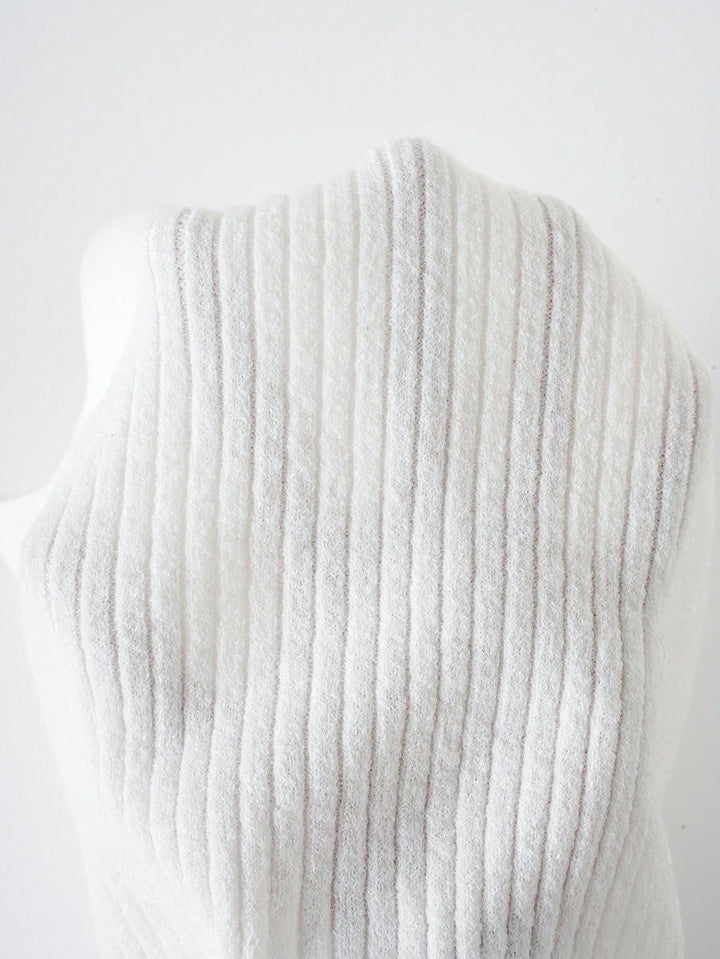 Top tricotat SHEIN, alb