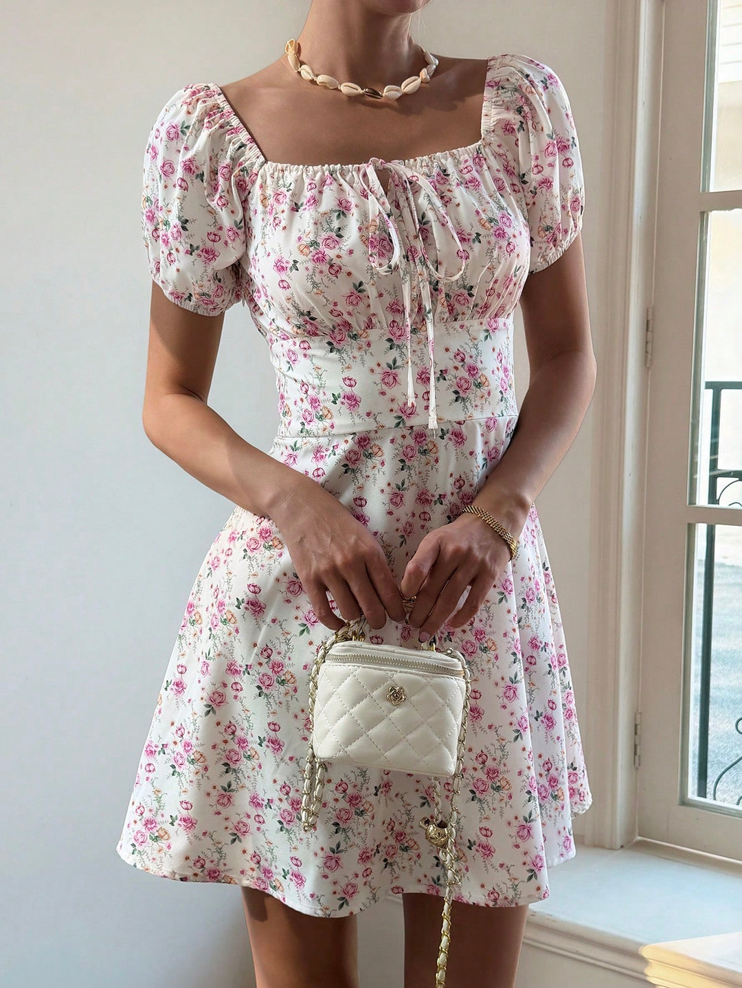 Rochie scurtă SHEIN, roz