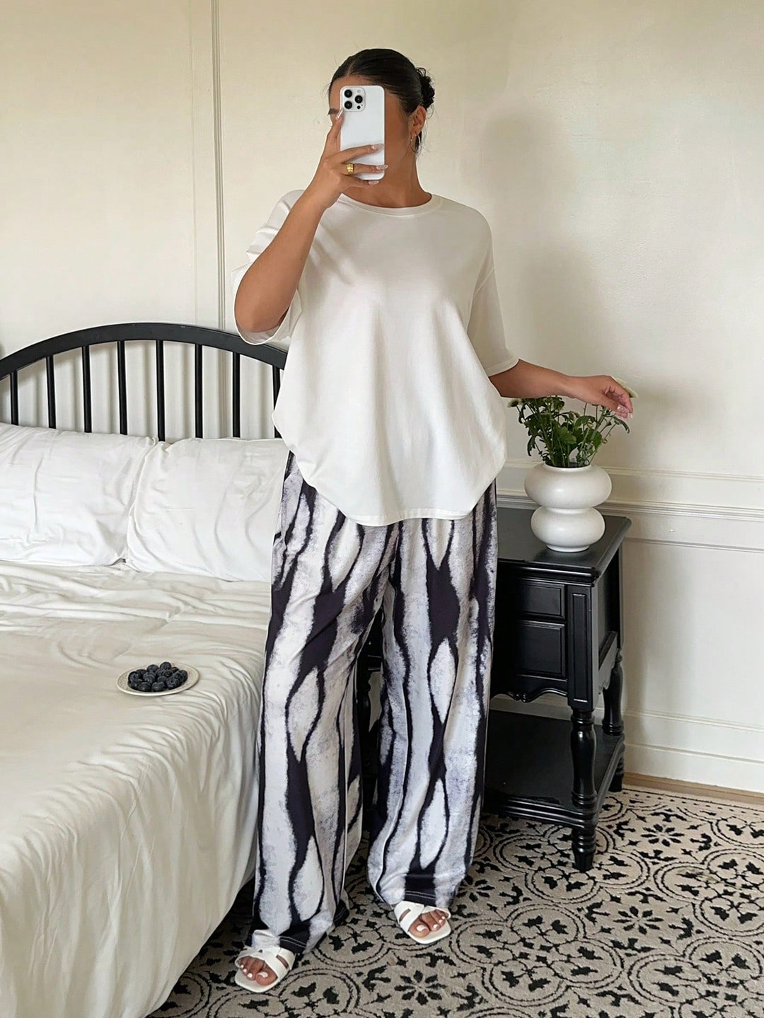 Set pijamale SHEIN, alb