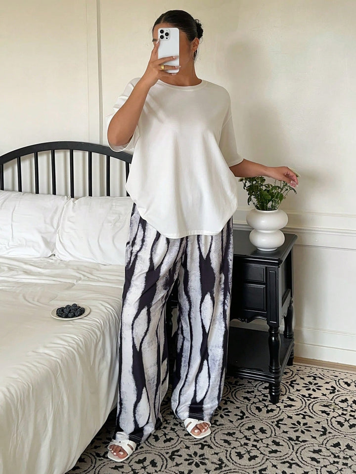 Set pijamale SHEIN, alb