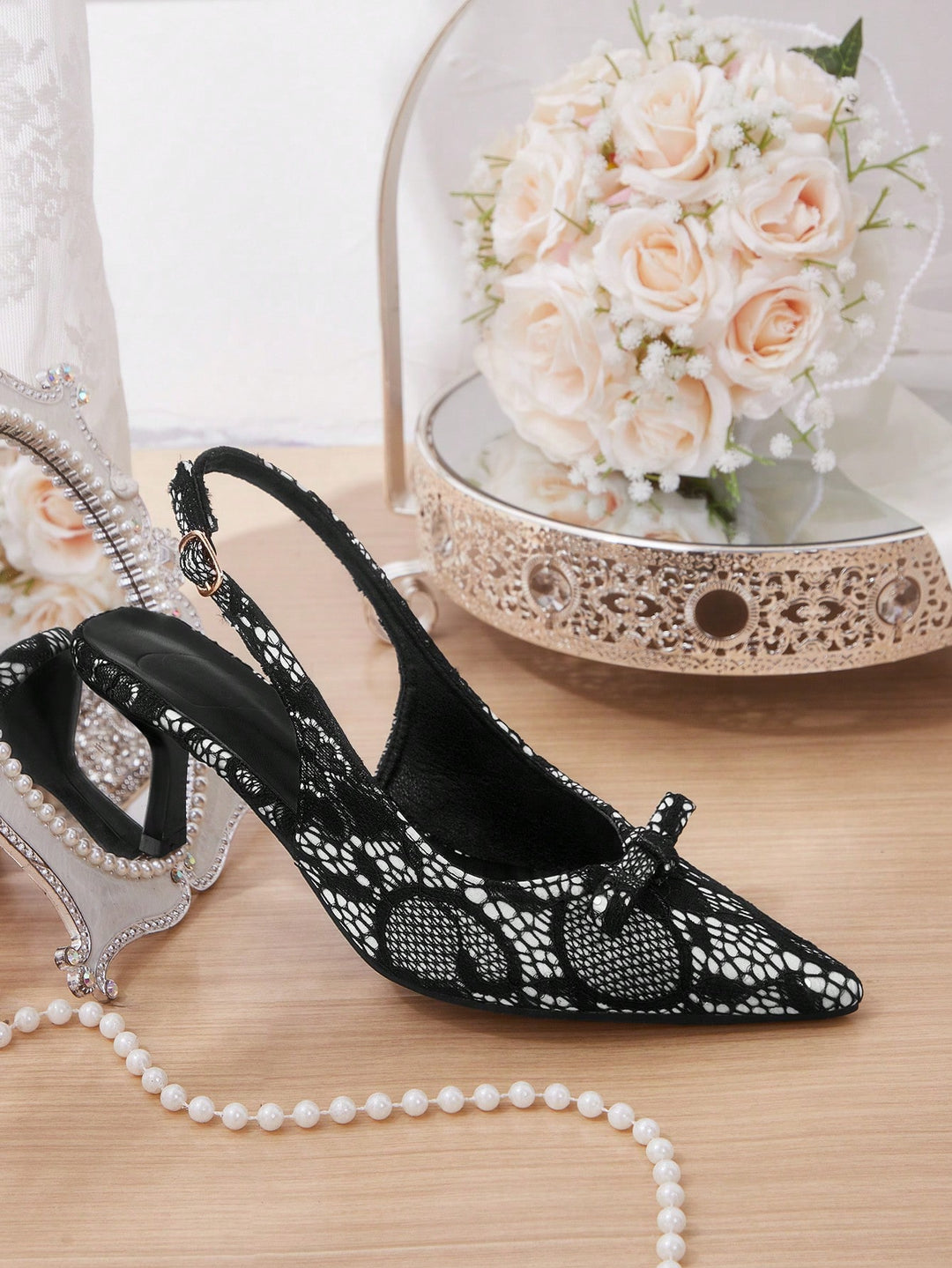 Pantofi cu toc SHEIN, negru
