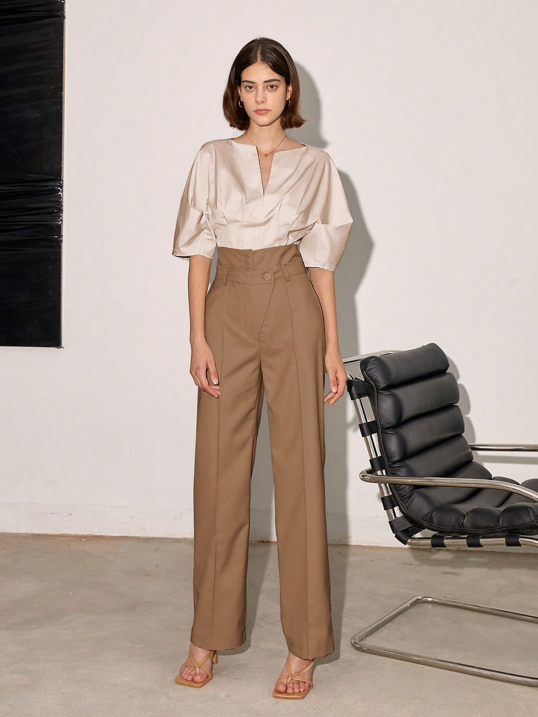 Pantalon SHEIN, maro