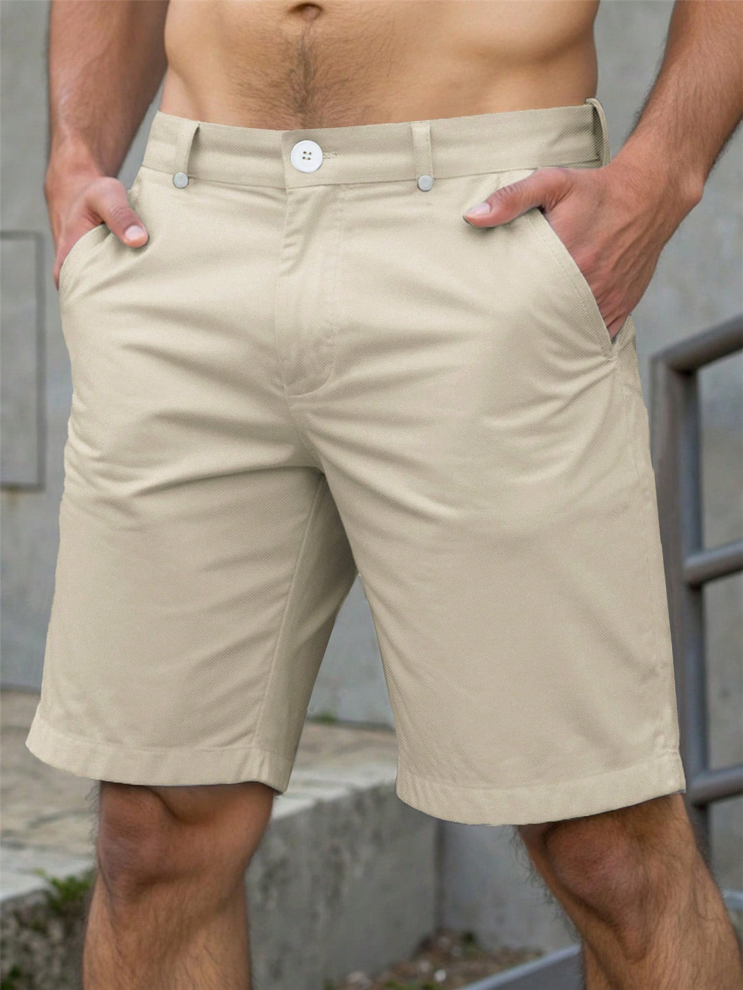 Pantaloni scurți SHEIN, bej