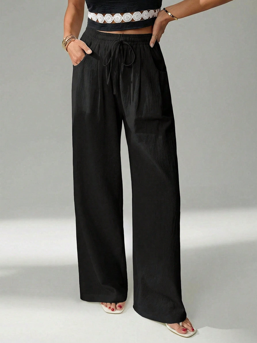 Pantaloni SHEIN, negru