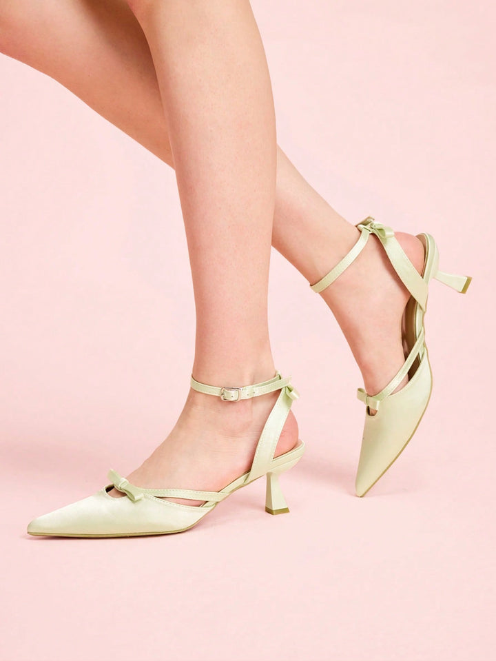 Pantofi cu toc SHEIN, bej