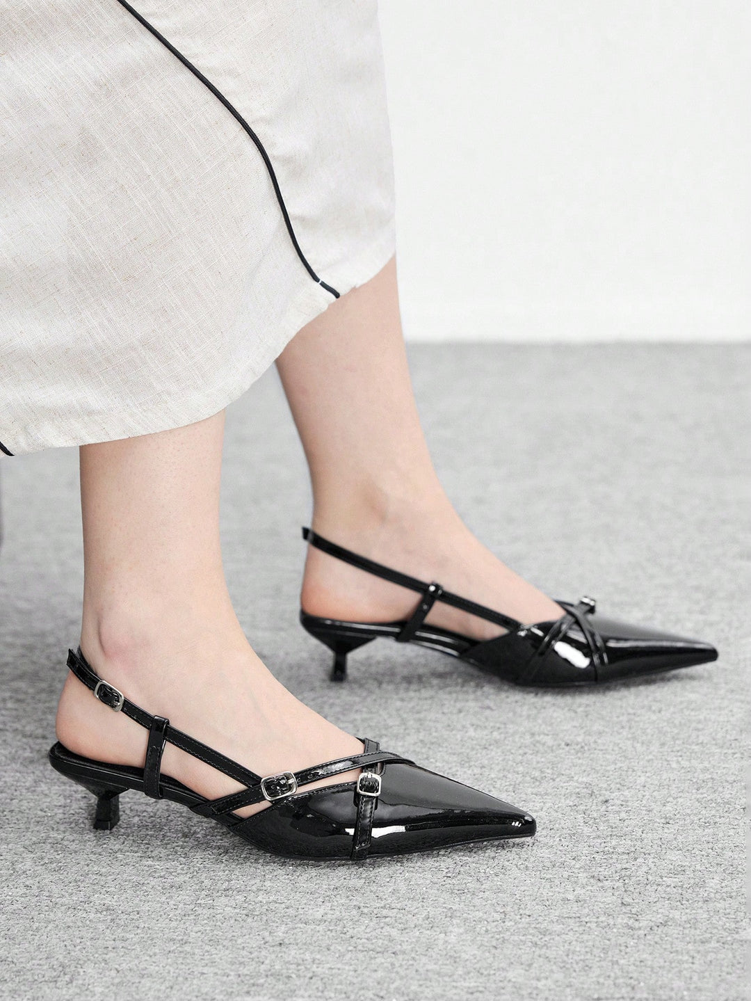 Pantofi cu toc SHEIN, negru