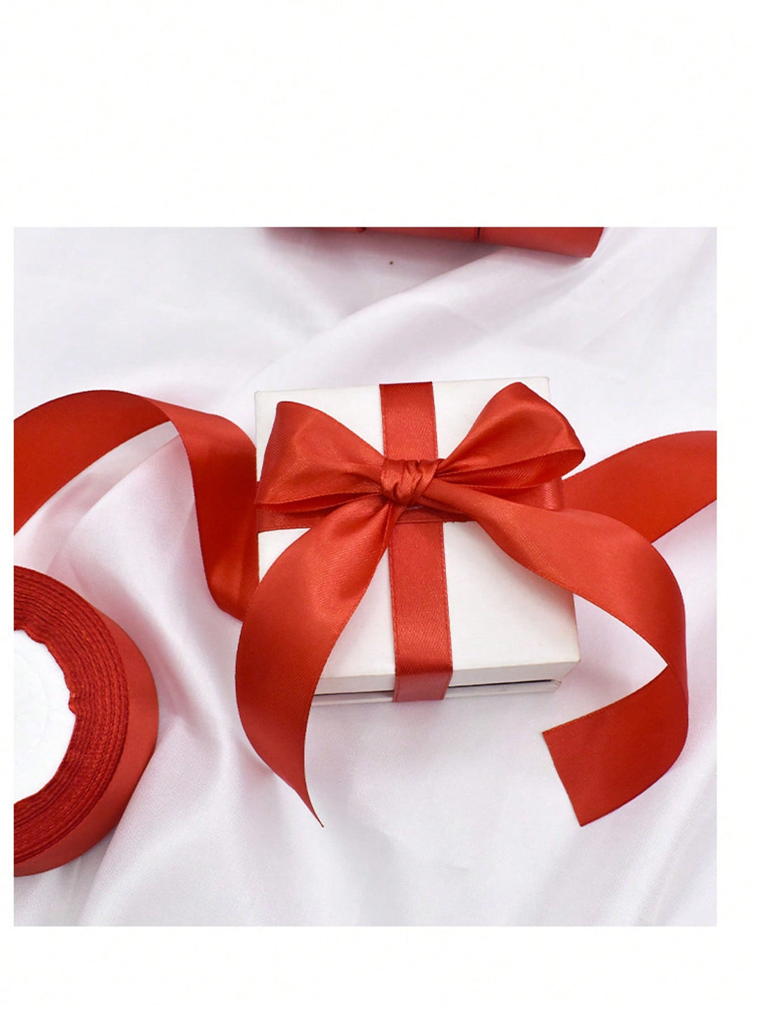 Accesoriu pentru cadou SHEIN
