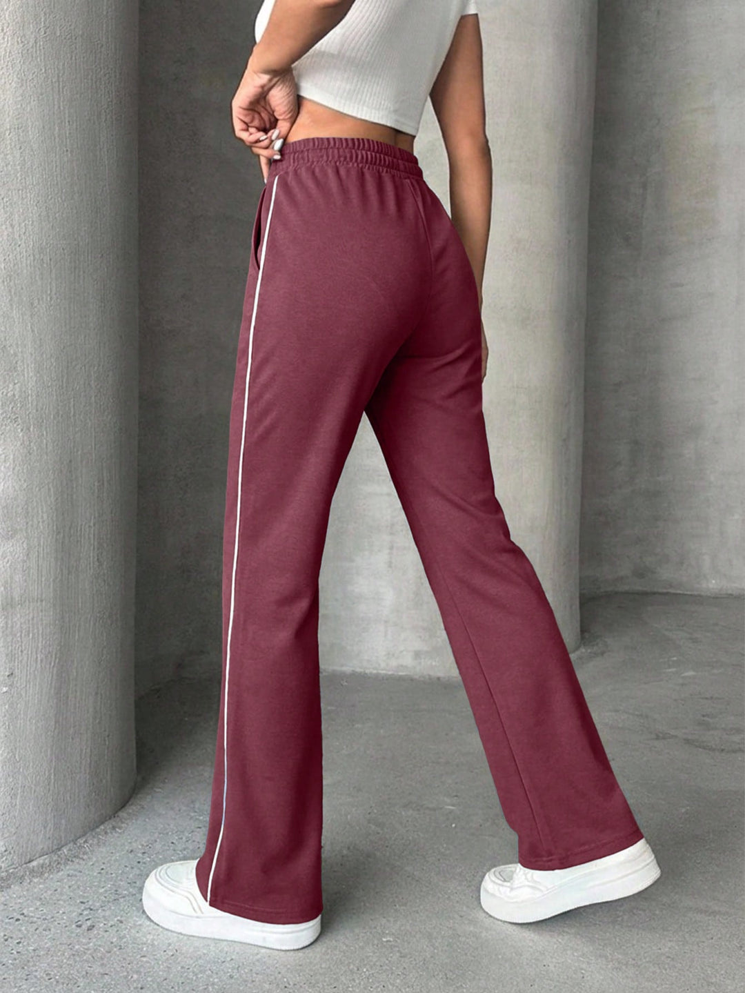 Pantaloni SHEIN, roz