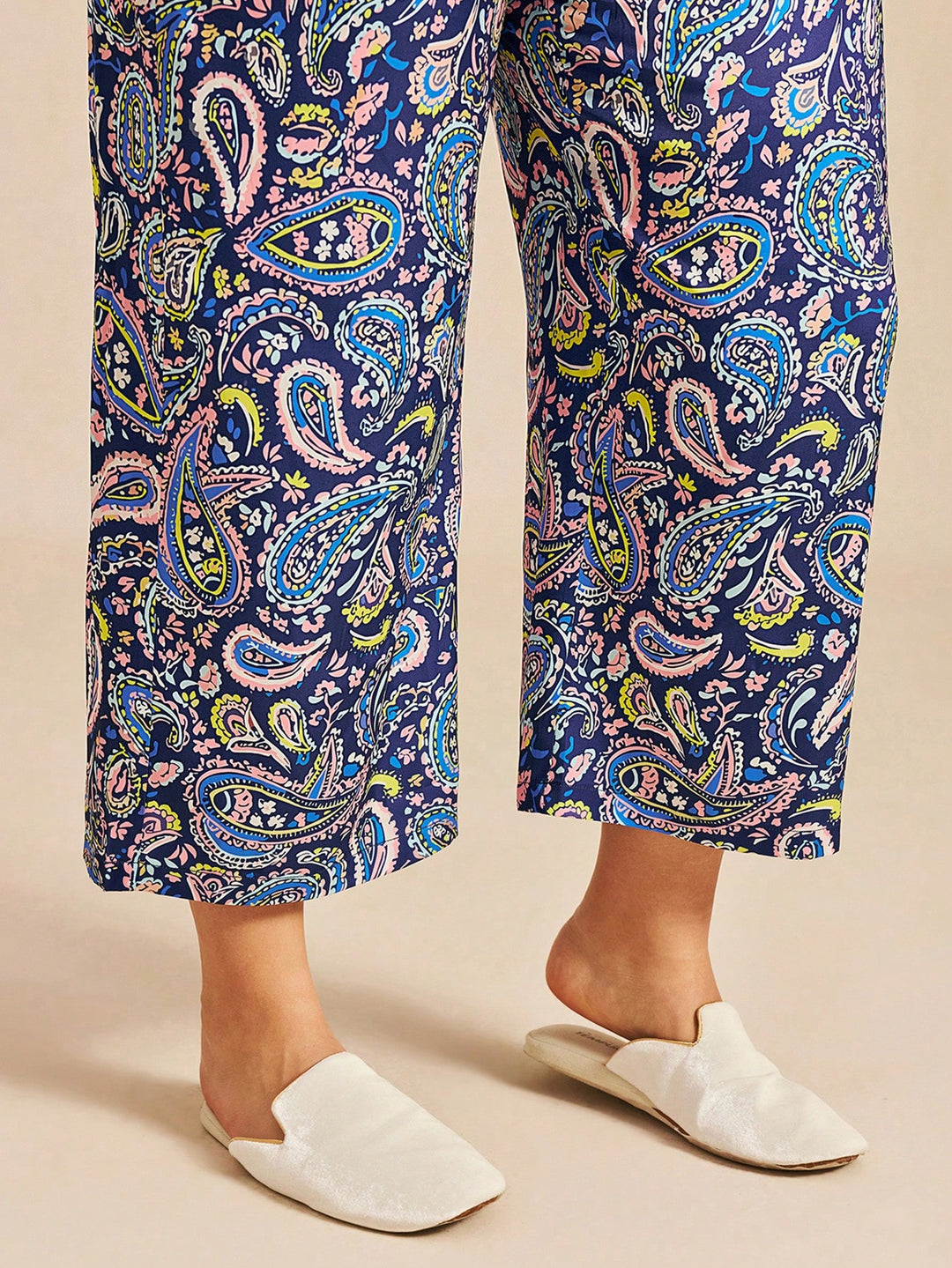 Set pijamale SHEIN, roz