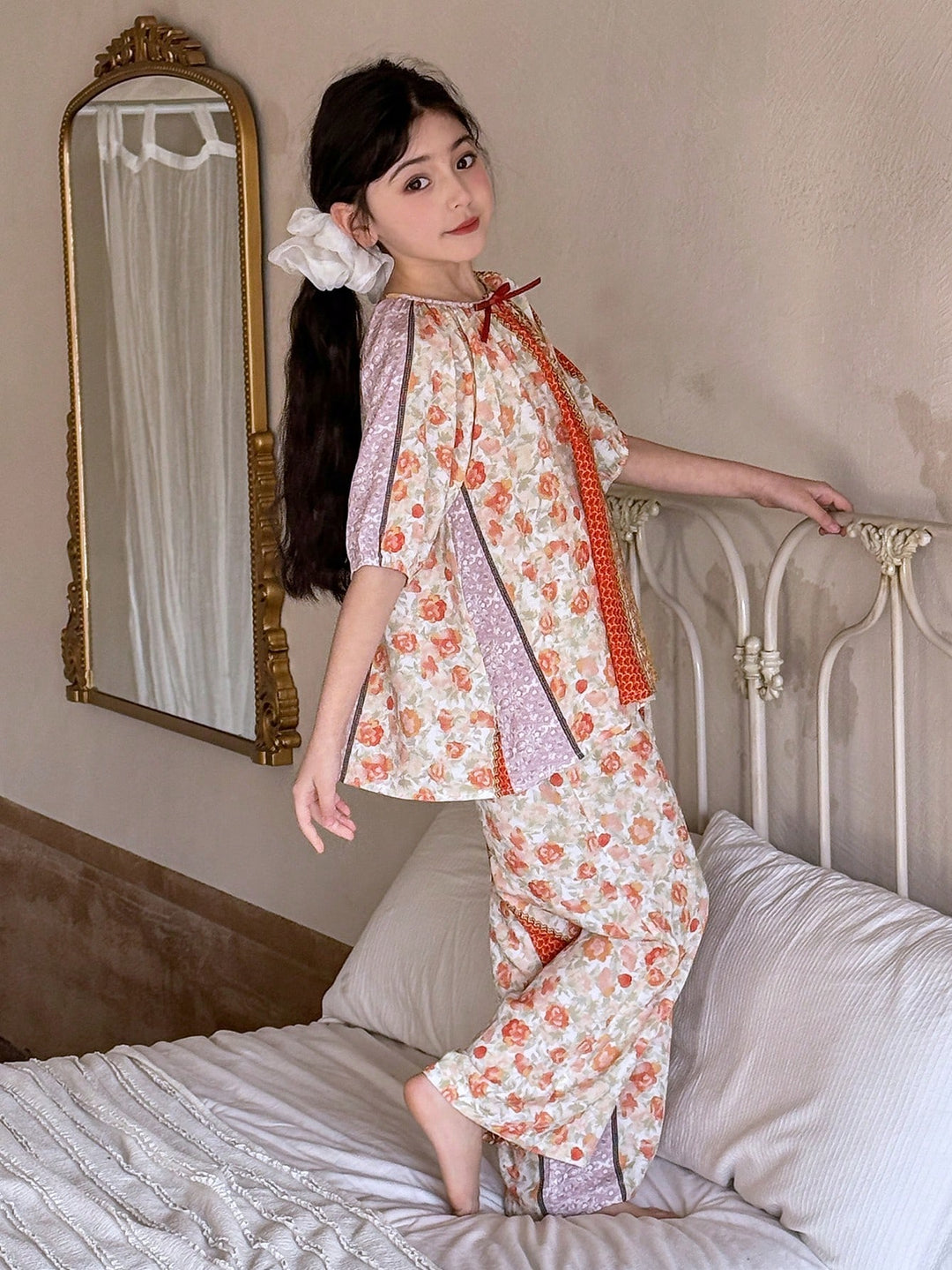 Pijama SHEIN, mix culori