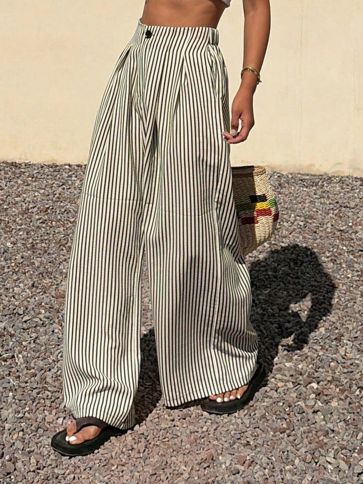 Pantaloni SHEIN, negru