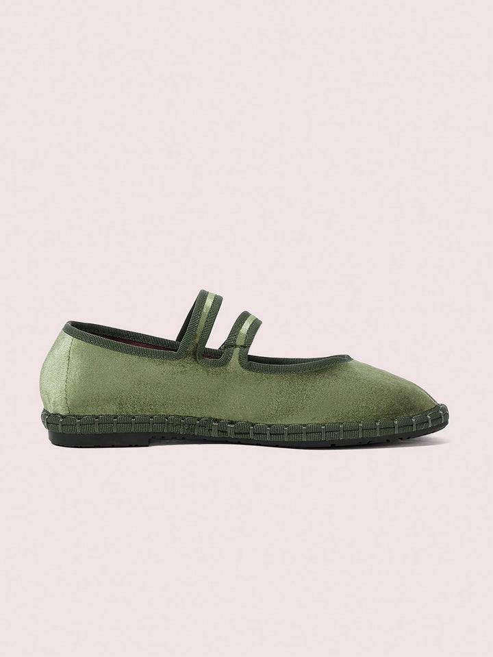 Balerini SHEIN, kaki